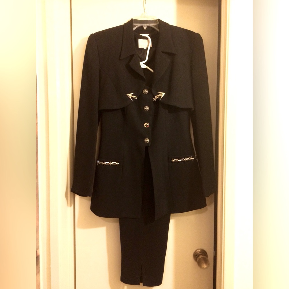 Stylish black 3 piece suit. Bought from Caché $450, worn 1x.